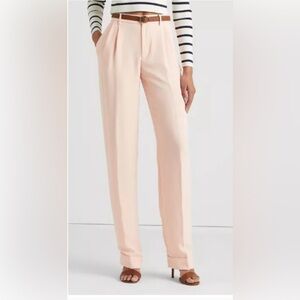 NWT Ralph Lauren Women's Pale Pink
Double Faced Straight Leg Pants. Size 6.